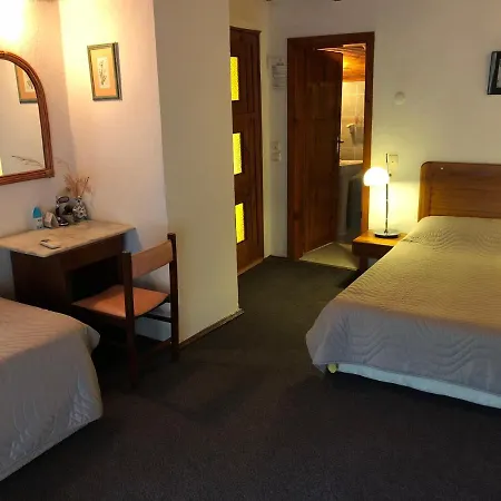 In Bb - Double Natural Conservation Area, Boutique With Pool Pensiune Bogazagzi